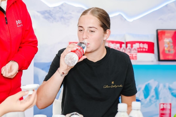 辽篮后场涌 辽篮后场涌