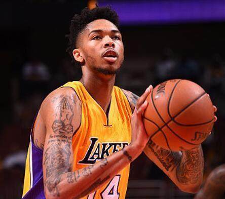 球迷面前 球迷面前